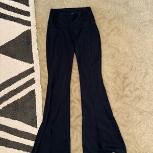Joy lab athletic flare leggings! Never worn great material!